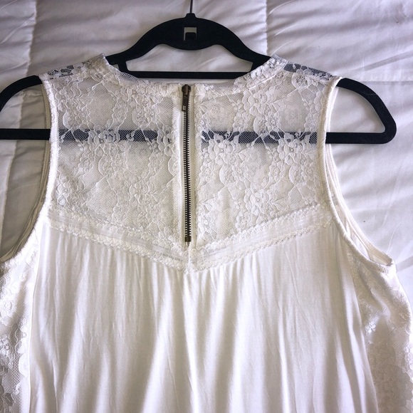 Vici Evangelista Lace Top- Ivory - Picture 7 of 8